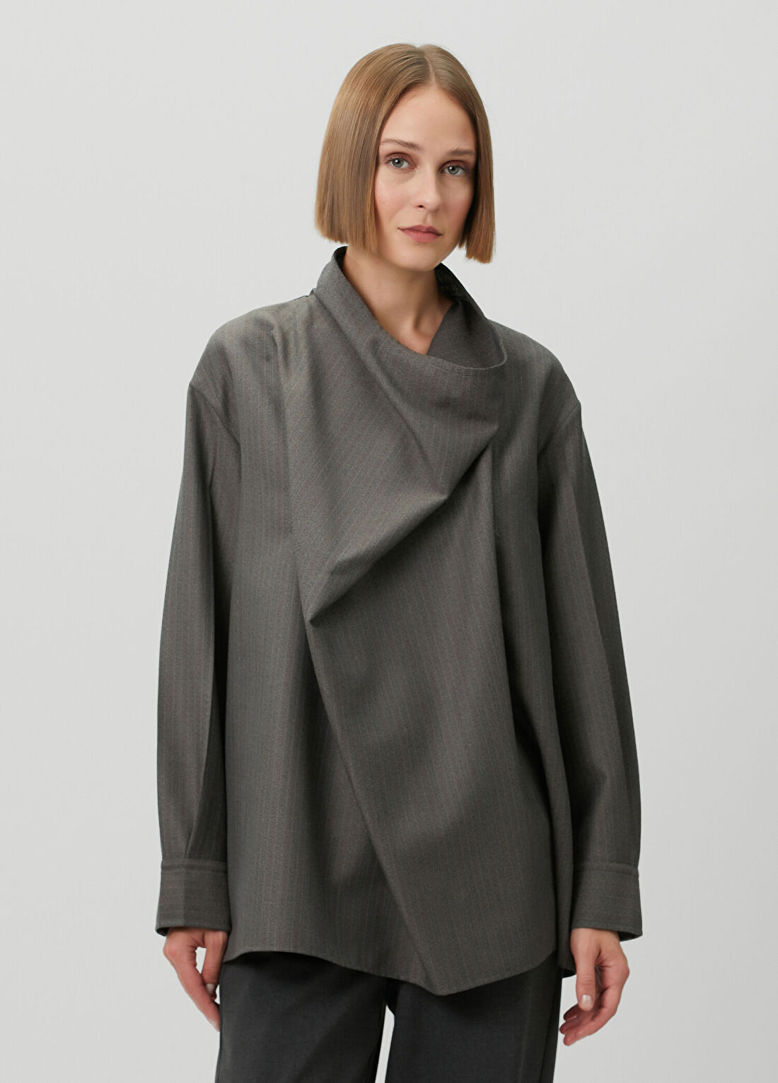 Bottega Veneta Gri Drapeli Yün Bluz