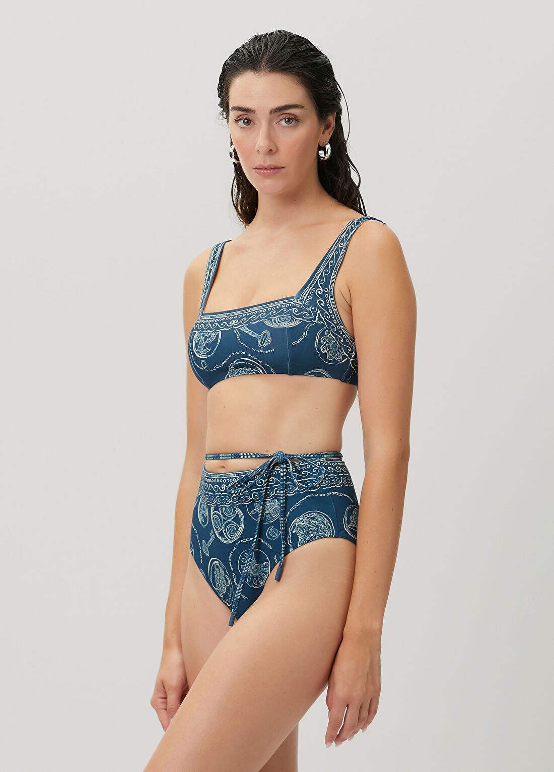 Alemais Lucky Mavi Desenli Bikini Üstü görsel 3