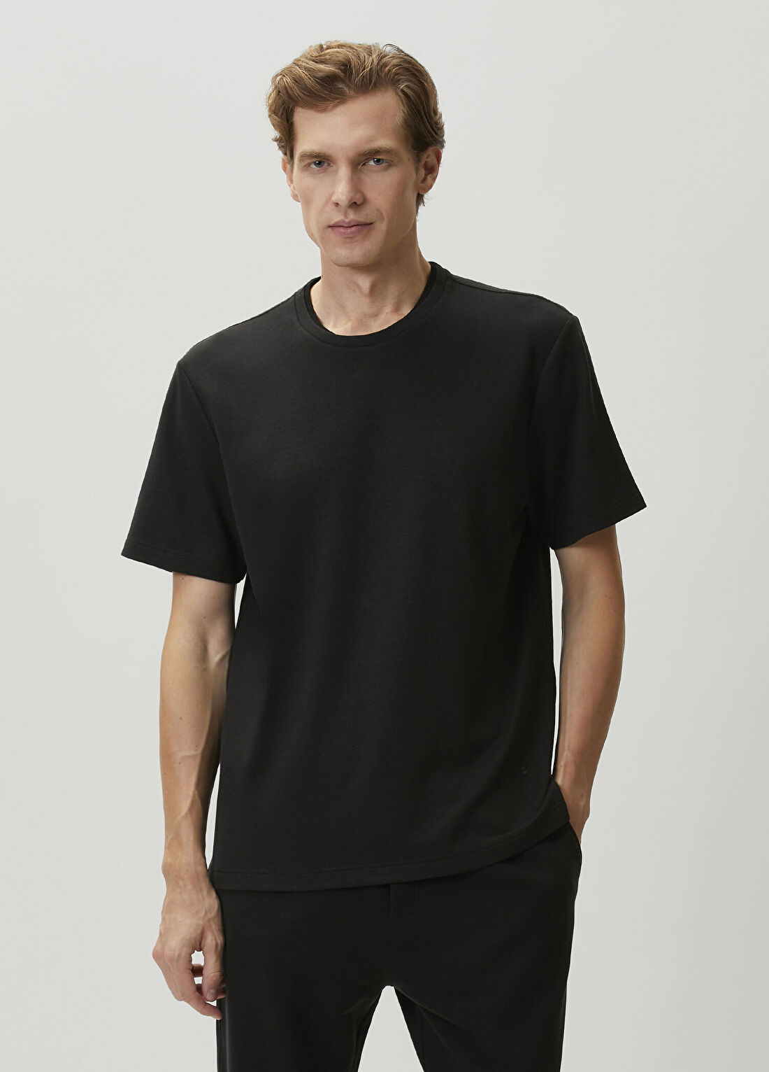 Brett Johnson Siyah T-shirt