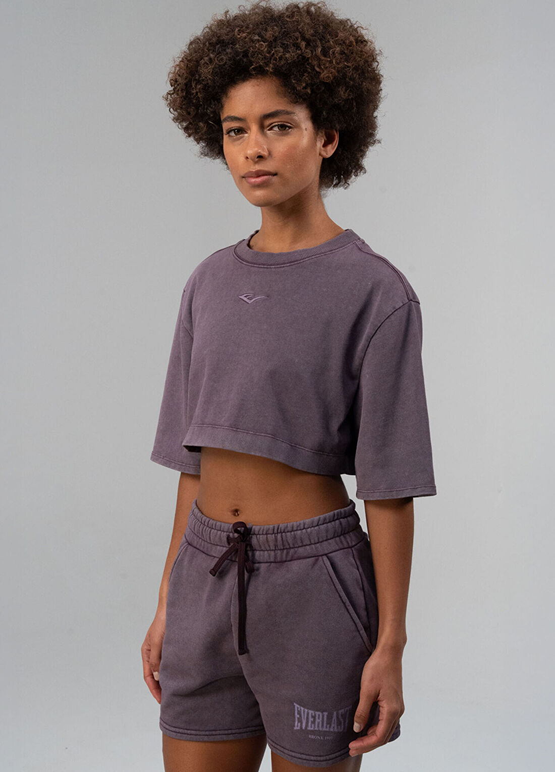 Everlast Bronx 1910 Oversize Mor Crop Kadın Spor T-shirt görsel 2