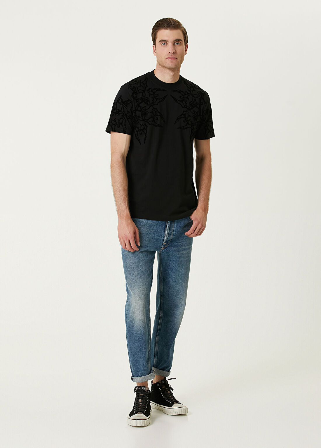 Bernotti Siyah Omuzu Baskılı T-shirt görsel 2
