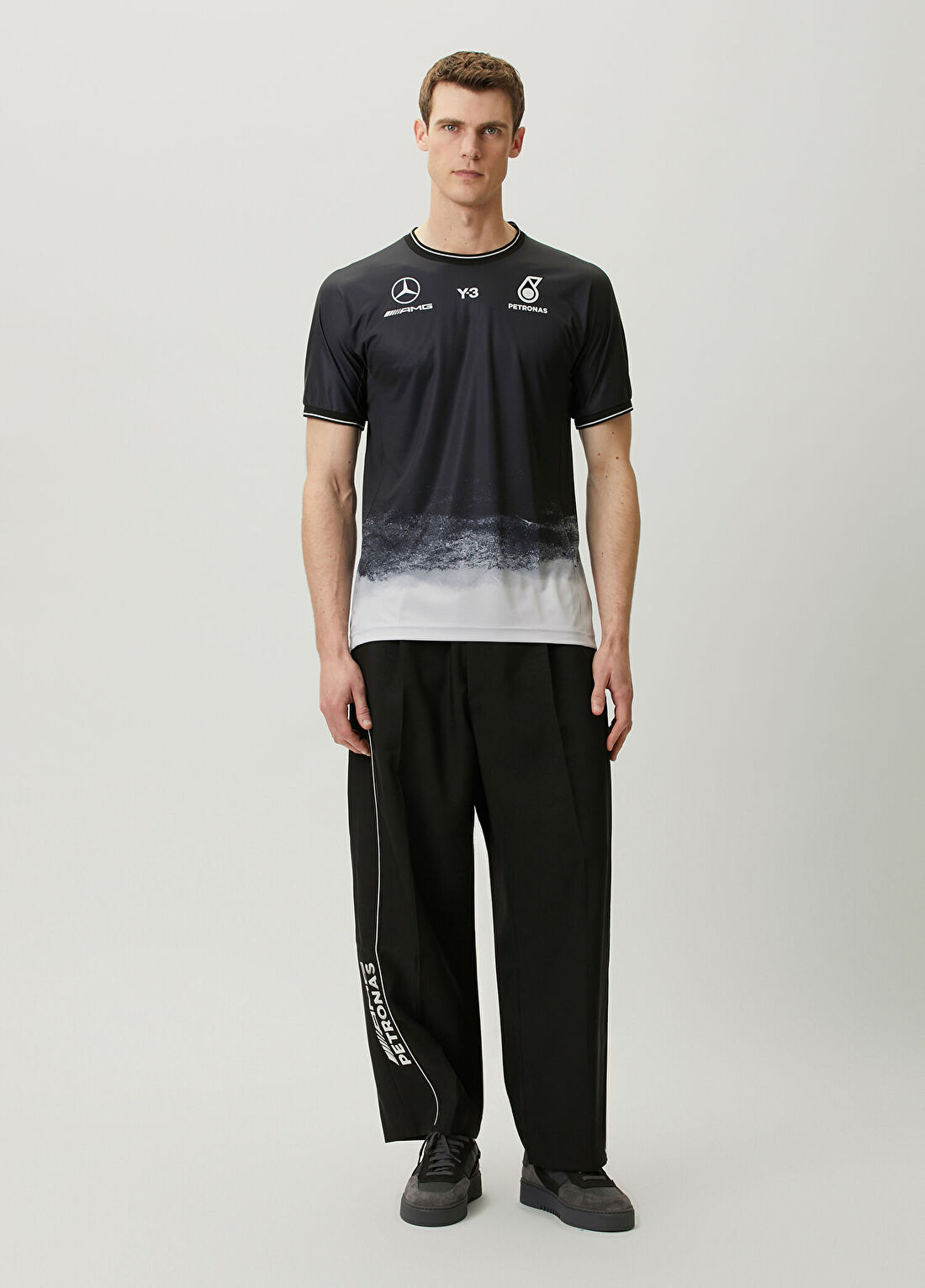 Y-3 Mercedes AMG Petronas Formula1 Team Mekanik Forma görsel 2