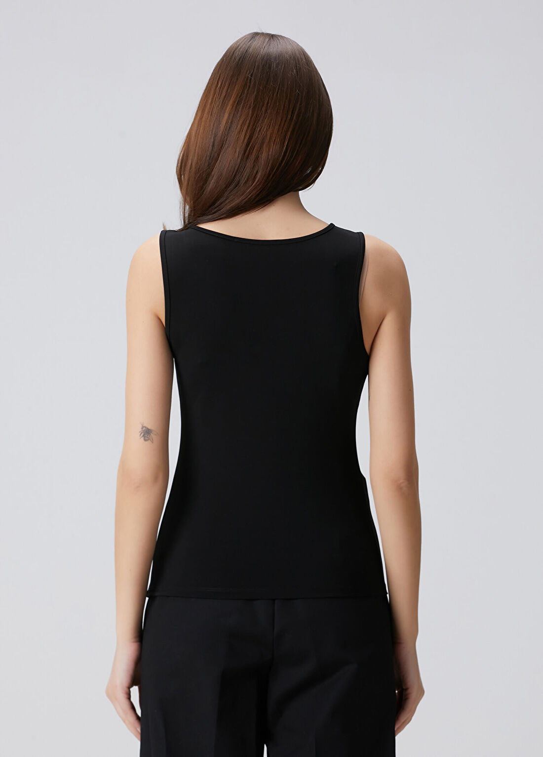 Beymen Collection Siyah Aksesuar Detaylı Bluz görsel 4