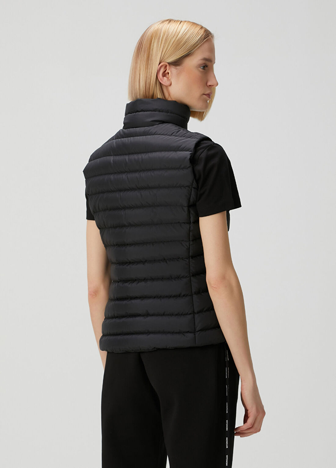 Moncler Granes Siyah Puffer Yelek görsel 4