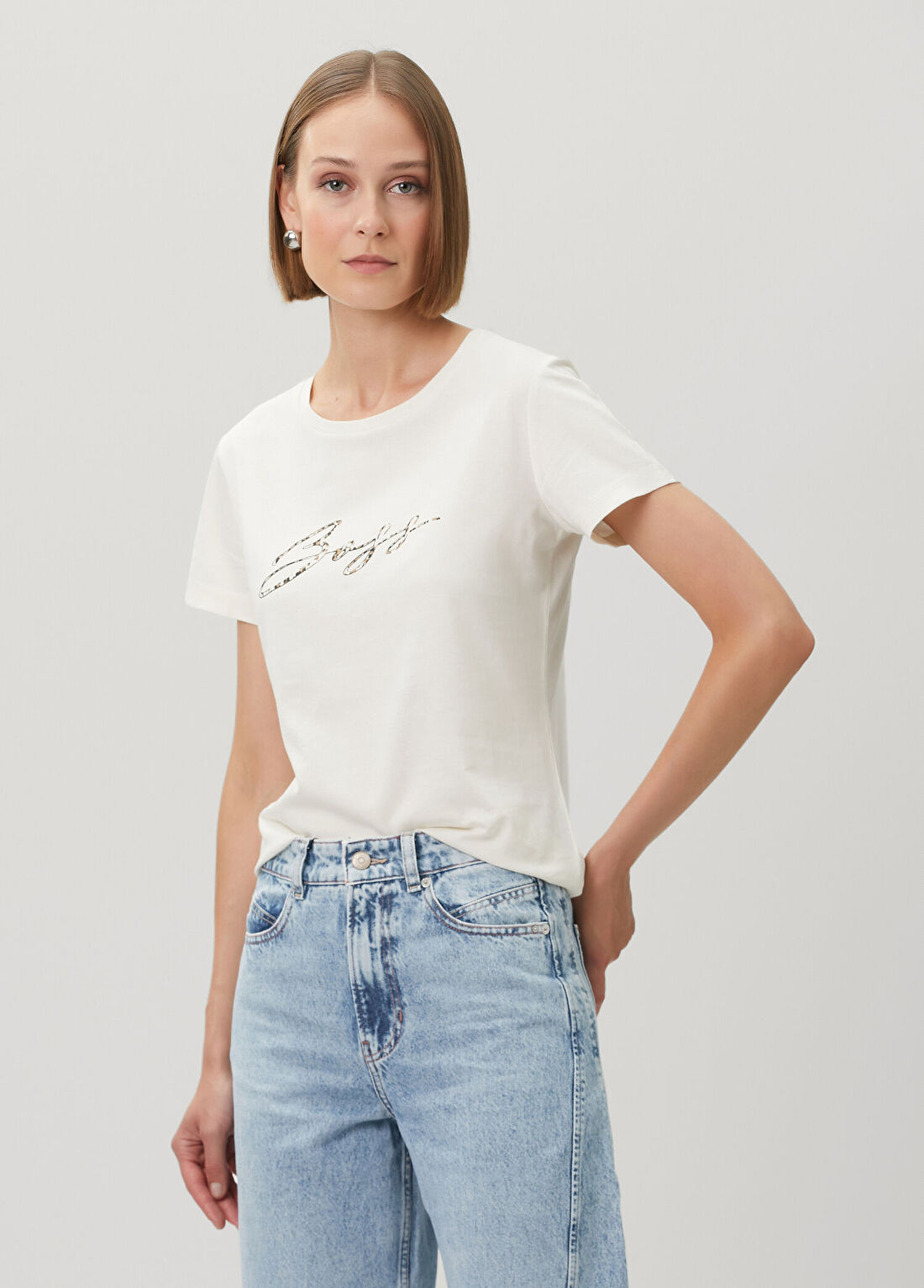 Boss Beyaz Logo Baskılı T-shirt görsel 3