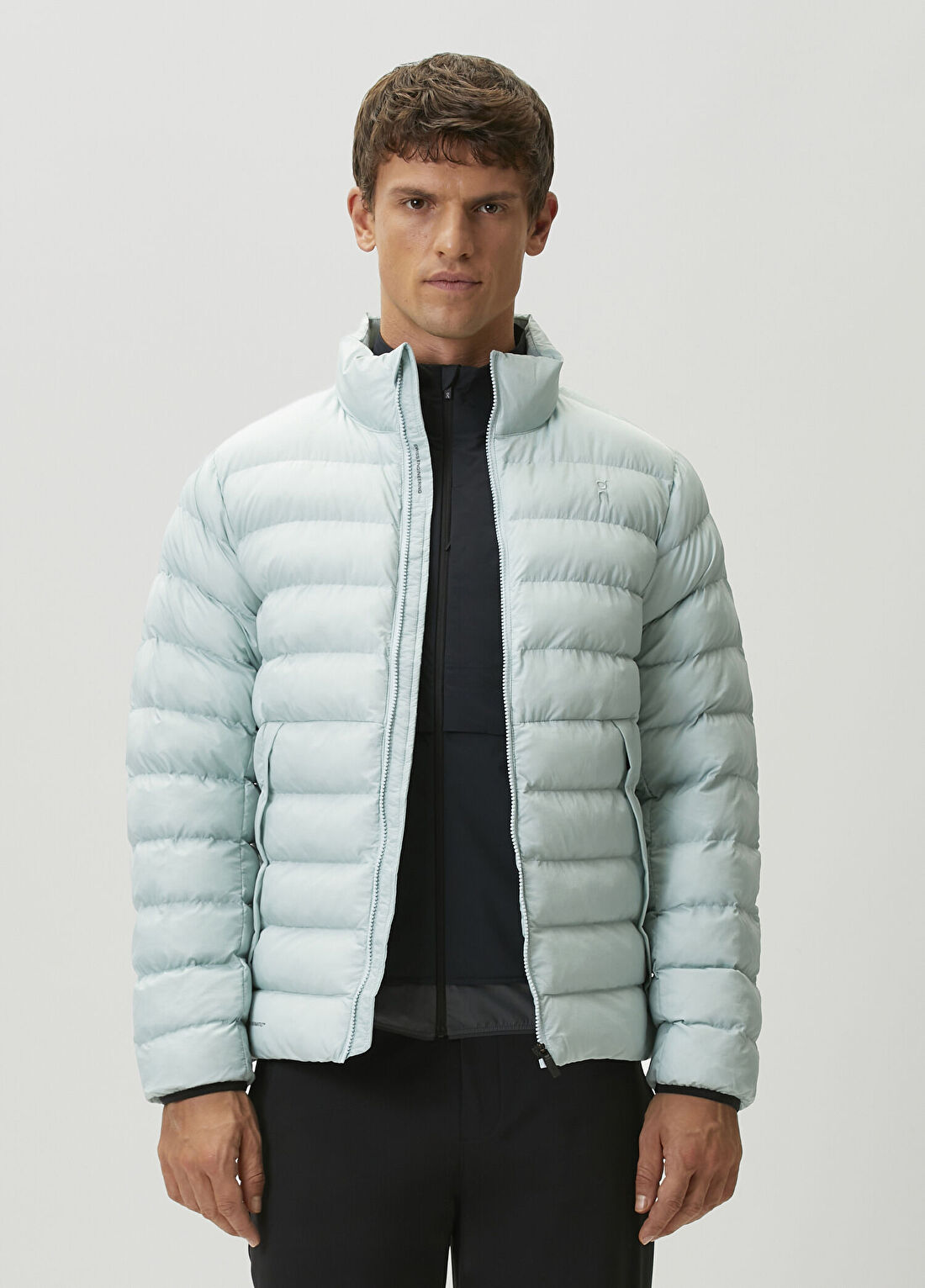 On Ascent Mavi Puffer Ceket görsel 3