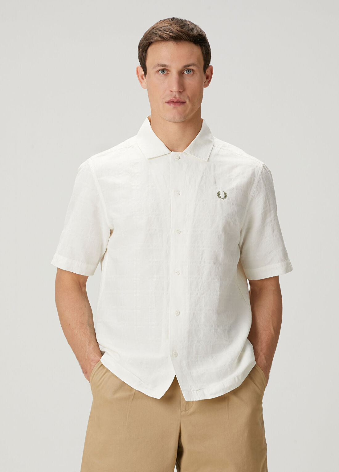 Fred Perry Beyaz Kısa Kollu Keten Gömlek