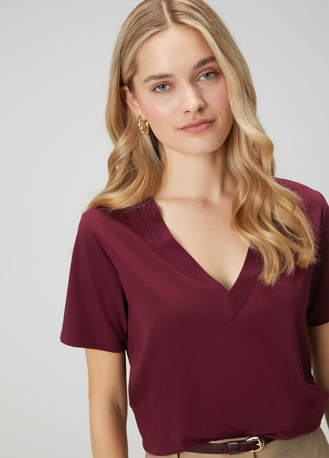 Beymen Club Bordo Yanı Yırtmaçlı Basic T-shirt görsel 2