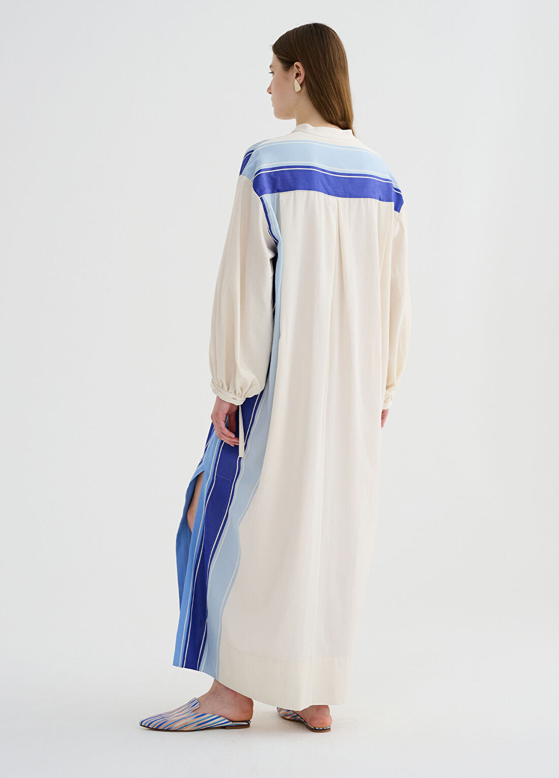 Kutnia Krem Mavi Kutnu Uzun Kollu Kadın Maxi Boy Kaftan Elbise görsel 3