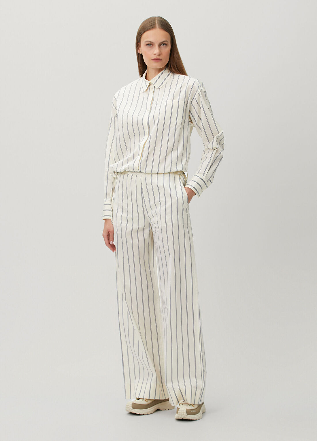 Moncler Ekru Çizgili Wide Leg Pantolon