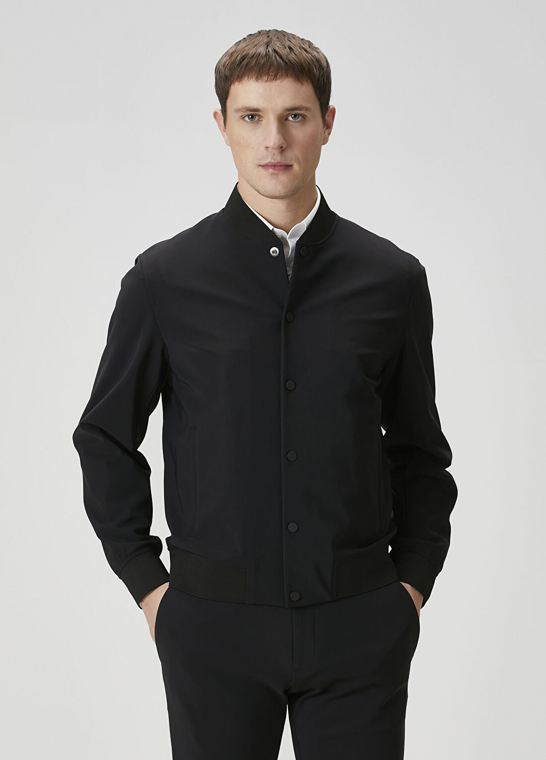 Theory Siyah Bomber Mont