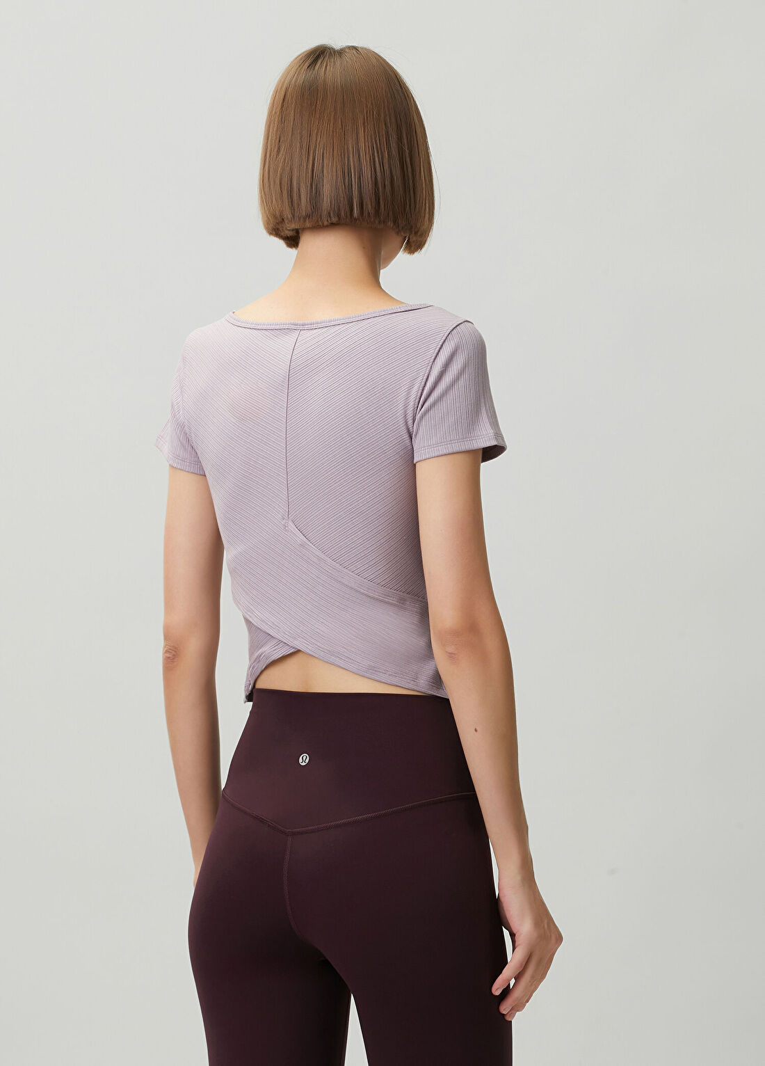 lululemon Hold Tight Micro-Rib Cross-Back Lila T-Shirt görsel 4