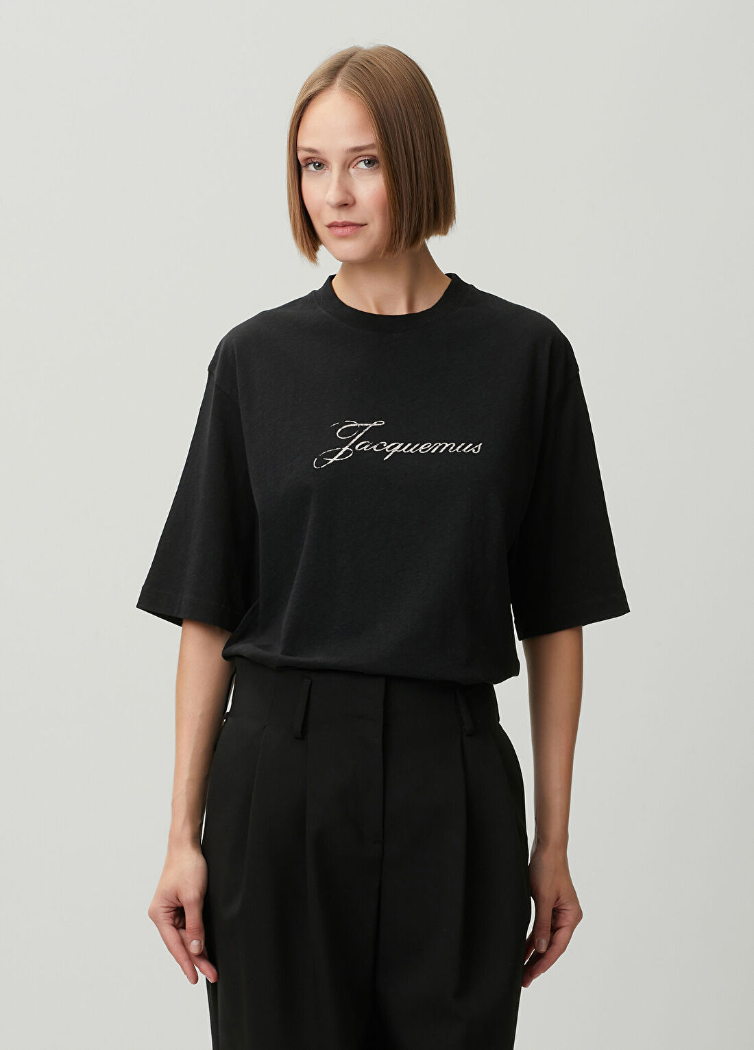 Jacquemus Siyah Logo Baskılı T-shirt görsel 3