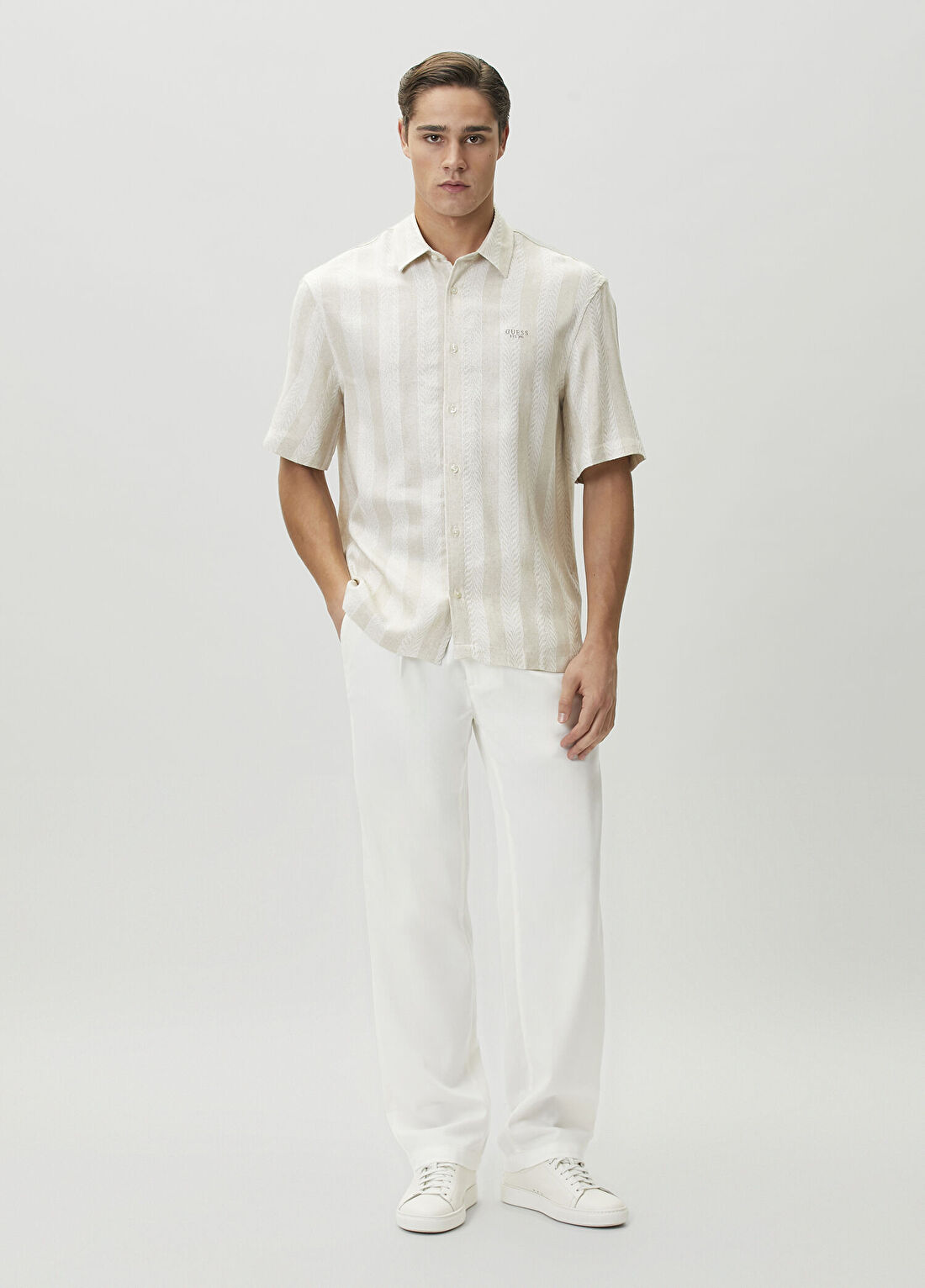 Guess Relaxed Fit Paolo Beyaz Pantolon