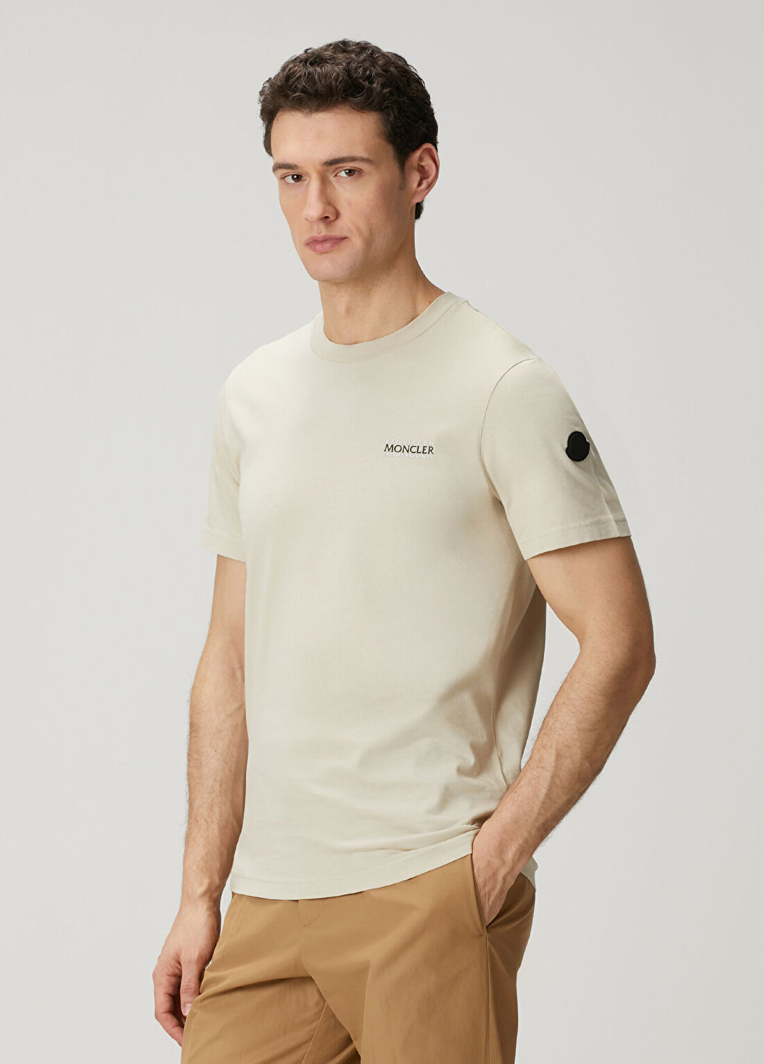 Moncler Bej Logo Detaylı T-shirt görsel 3