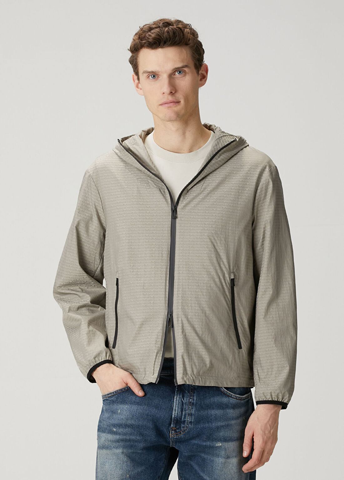 Emporio Armani Bej Kapüşonlu Logo Desenli Mont