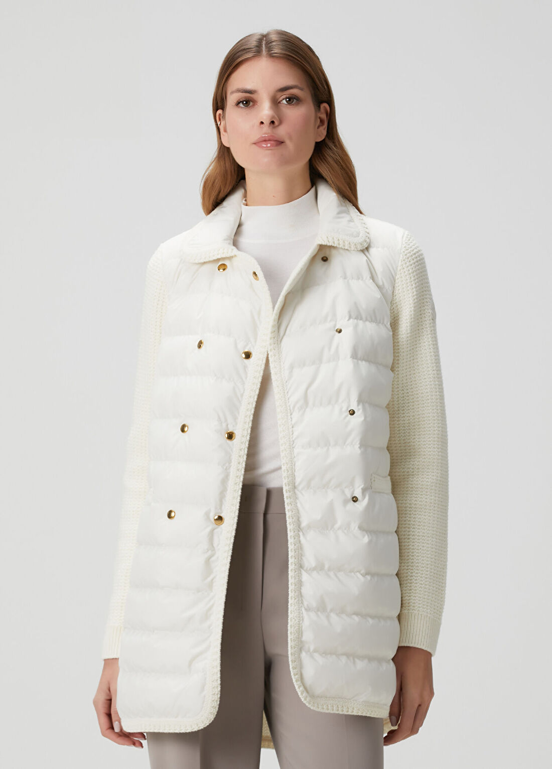 Moncler Beyaz Ceket