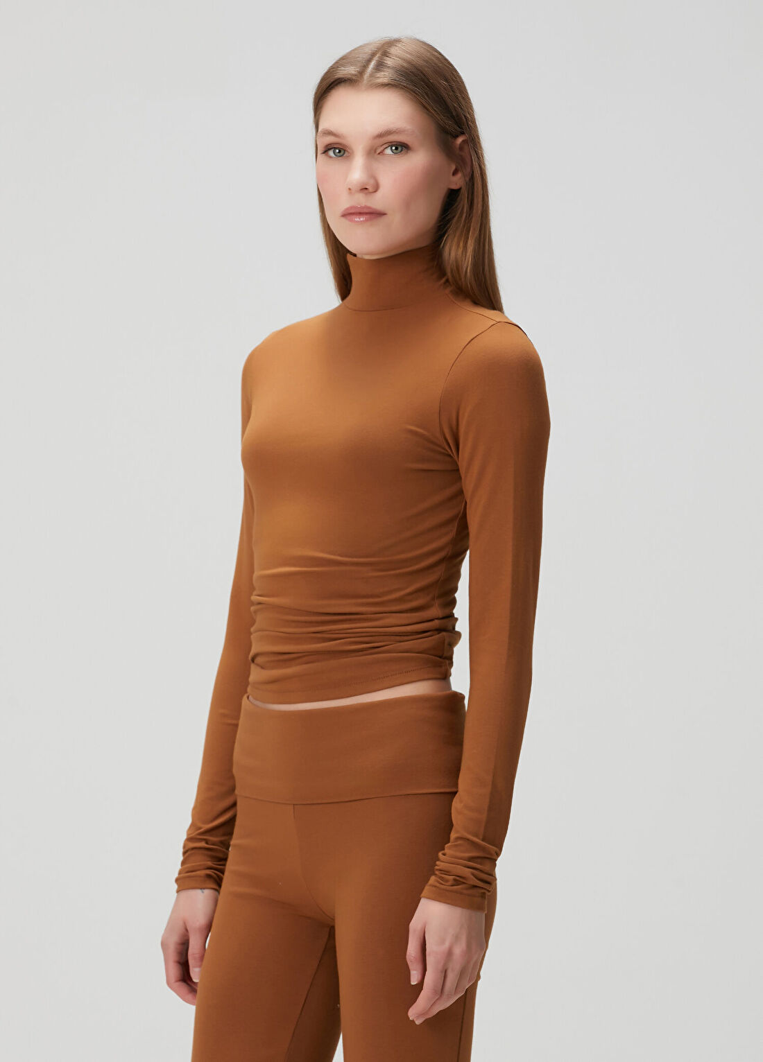 Skims Turtleneck Kahverengi T-shirt