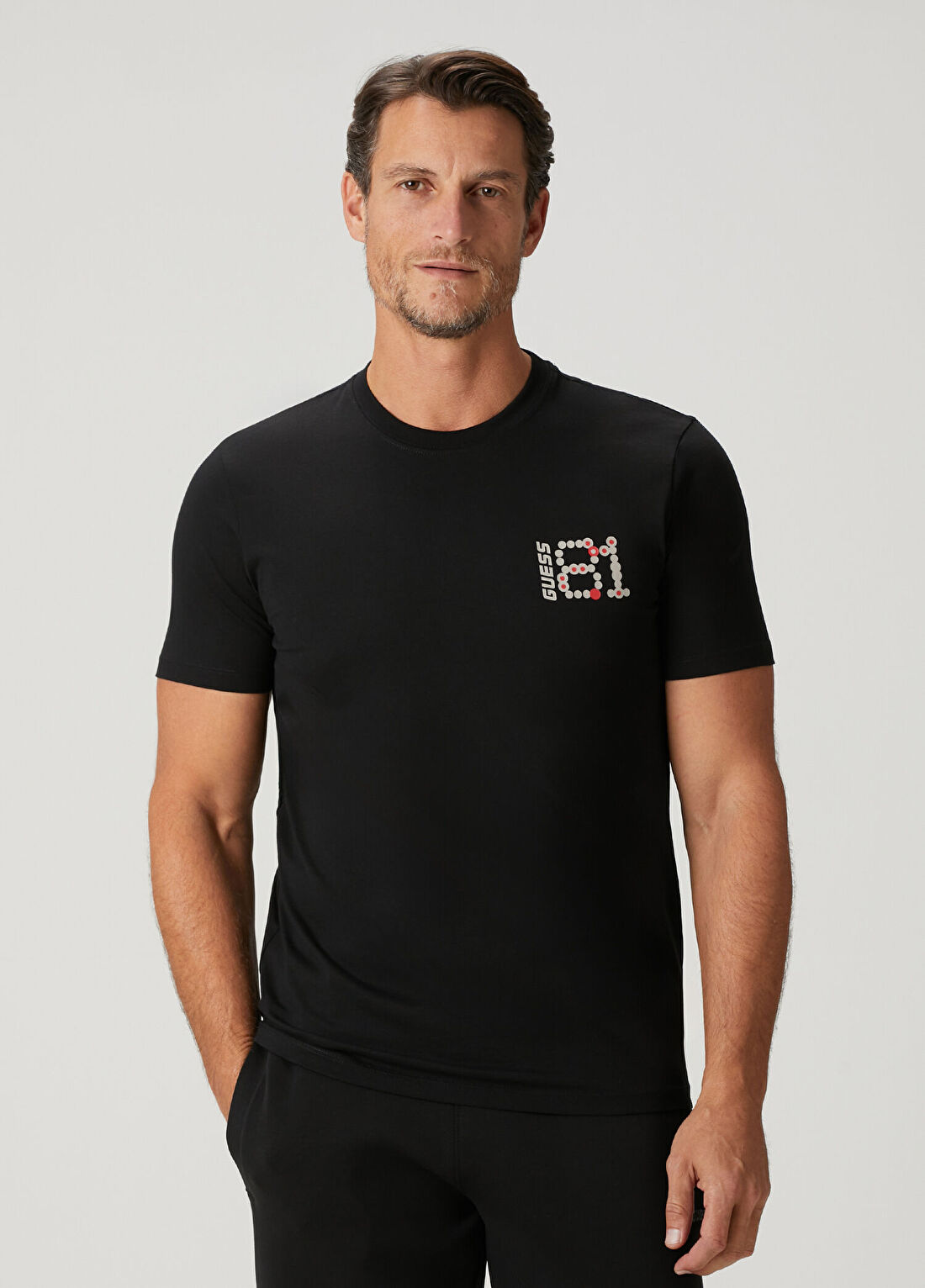 Guess Regular Fit Keme Siyah T-shirt