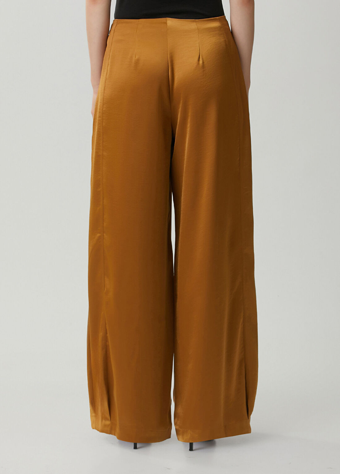 AllSaints Lola Taba Pileli Pantolon görsel 4