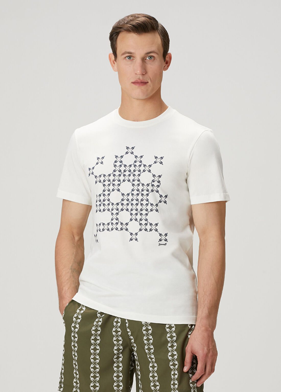 Bernotti Krem Grafik Baskılı Basic T-shirt
