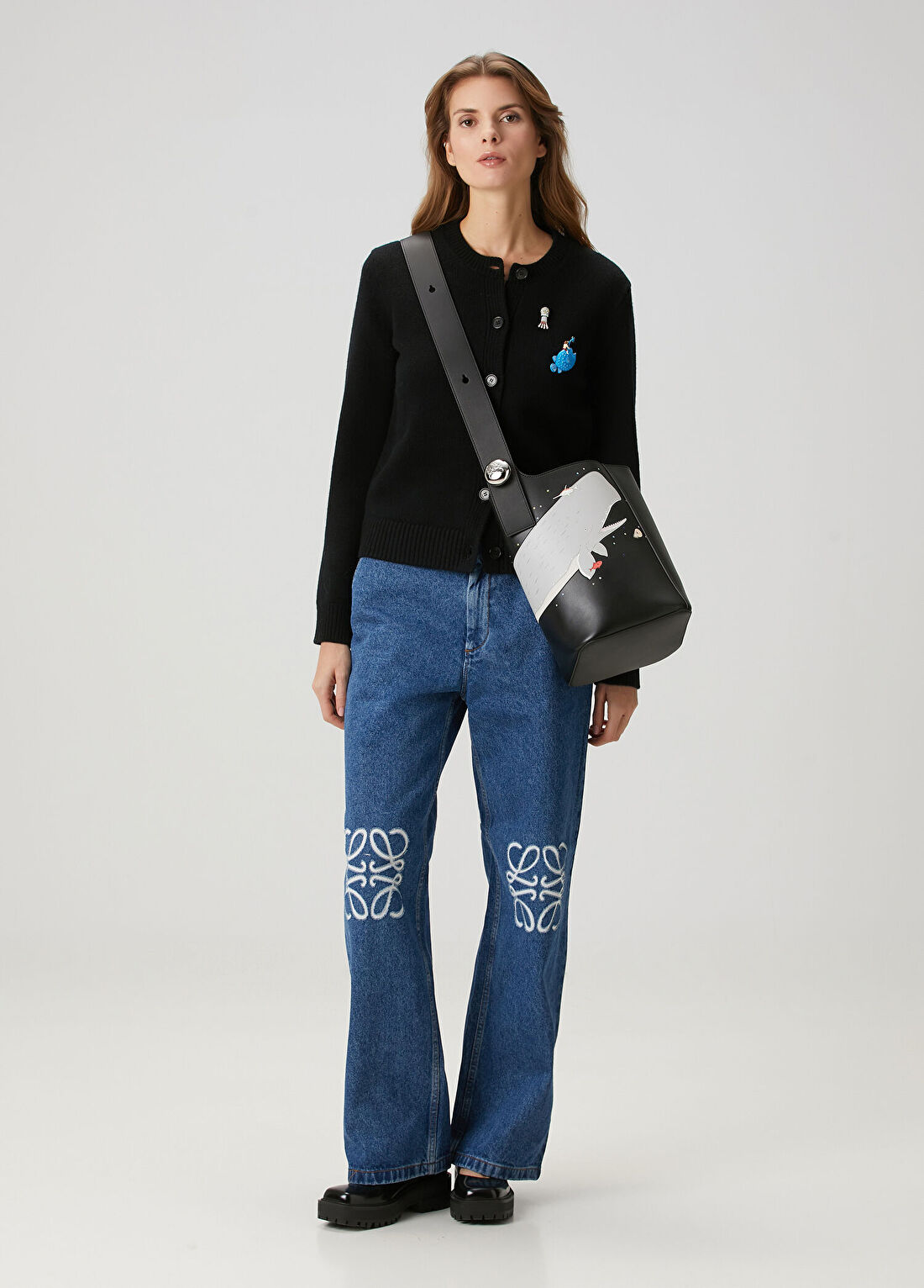 Loewe Medium Pebble Siyah Kadın Deri Çanta görsel 3
