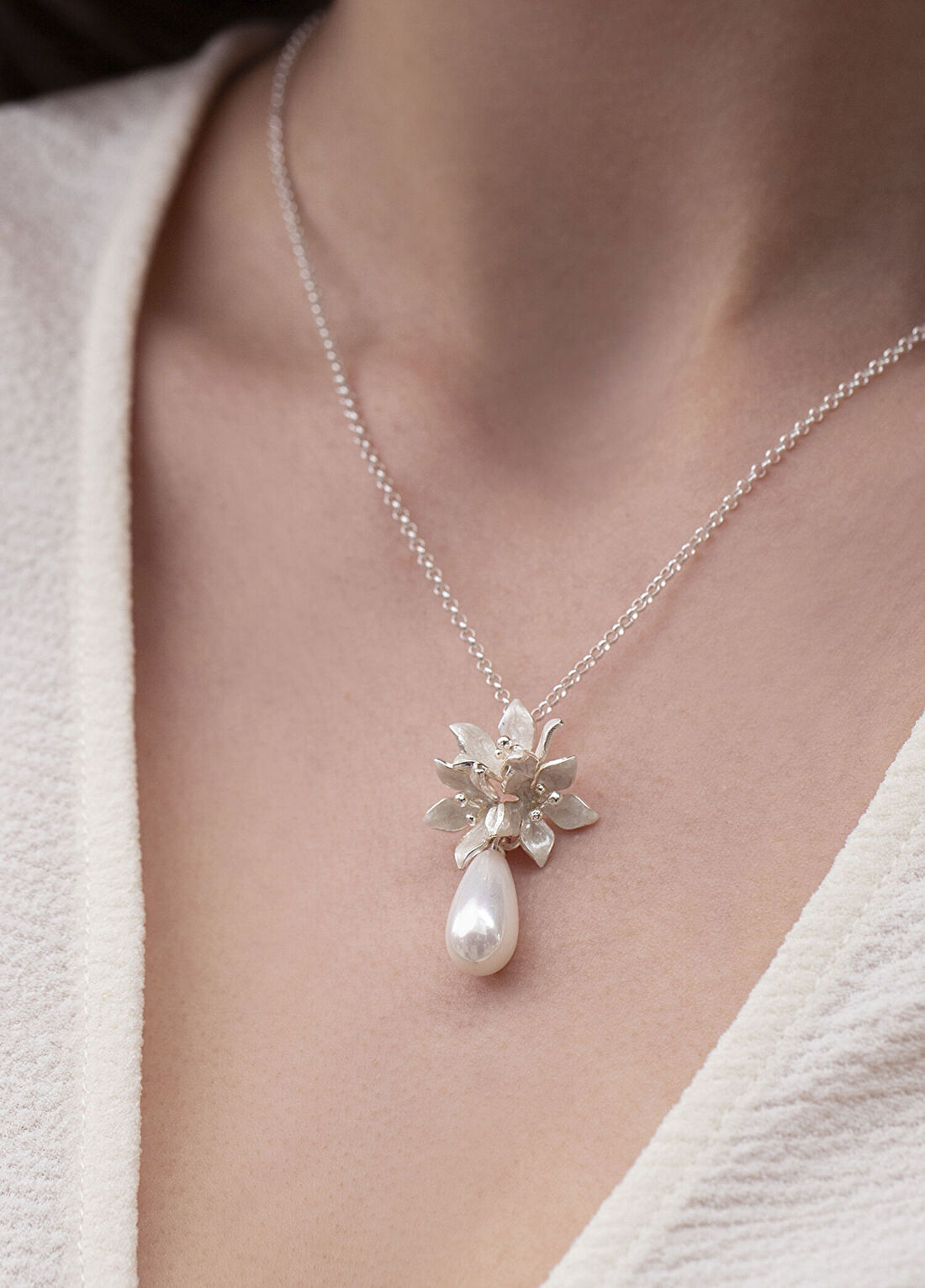 Ezra Baghaki Jewellery İncili Yasemin Demeti 925 Ayar Gümüş Kadın Kolye görsel 2