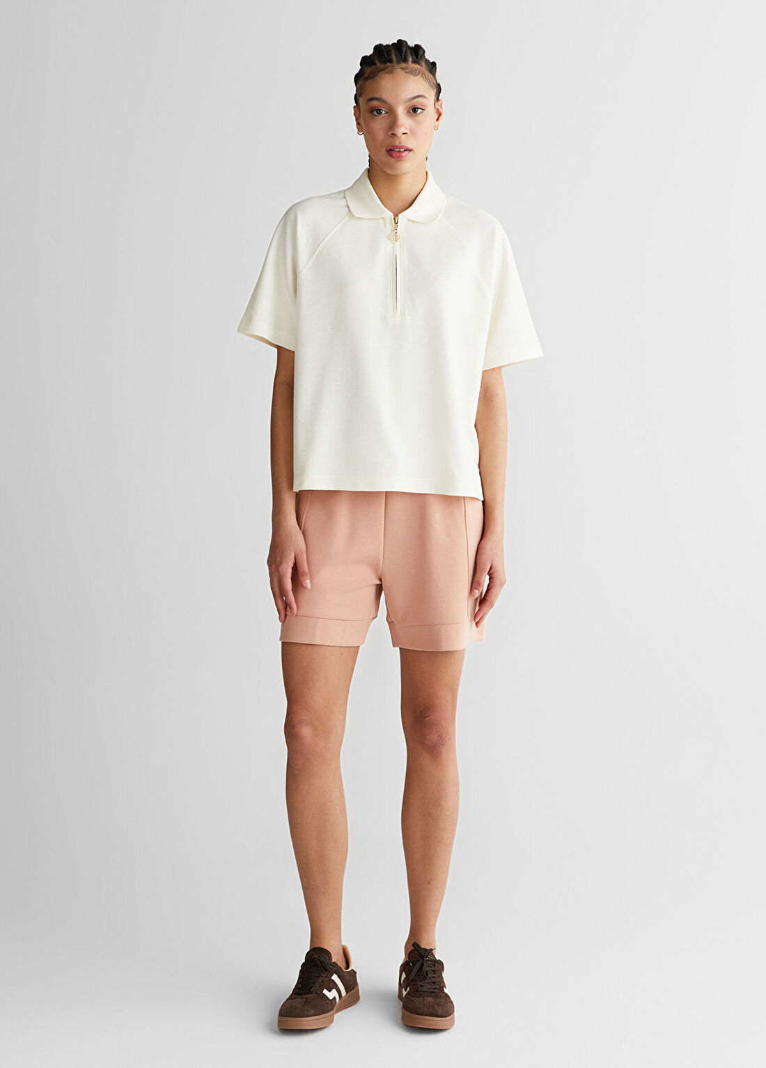 Gant Krem Regular Fit Polo Yaka Yarım Fermuarlı Kısa Kollu Kadın T-Shirt görsel 3