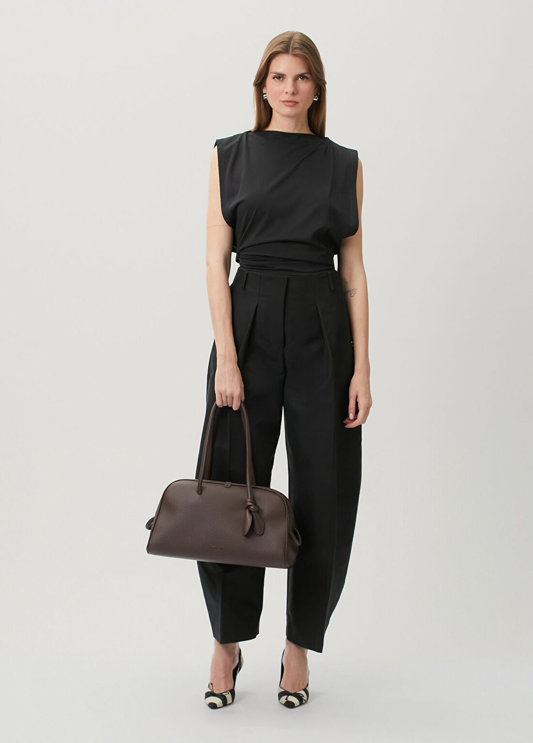Jacquemus Le Marcel Siyah Crop Bluz görsel 2