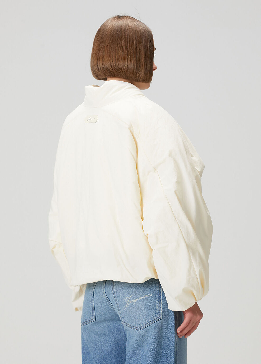 Jacquemus Le Chale Beyaz Bomber Mont görsel 4