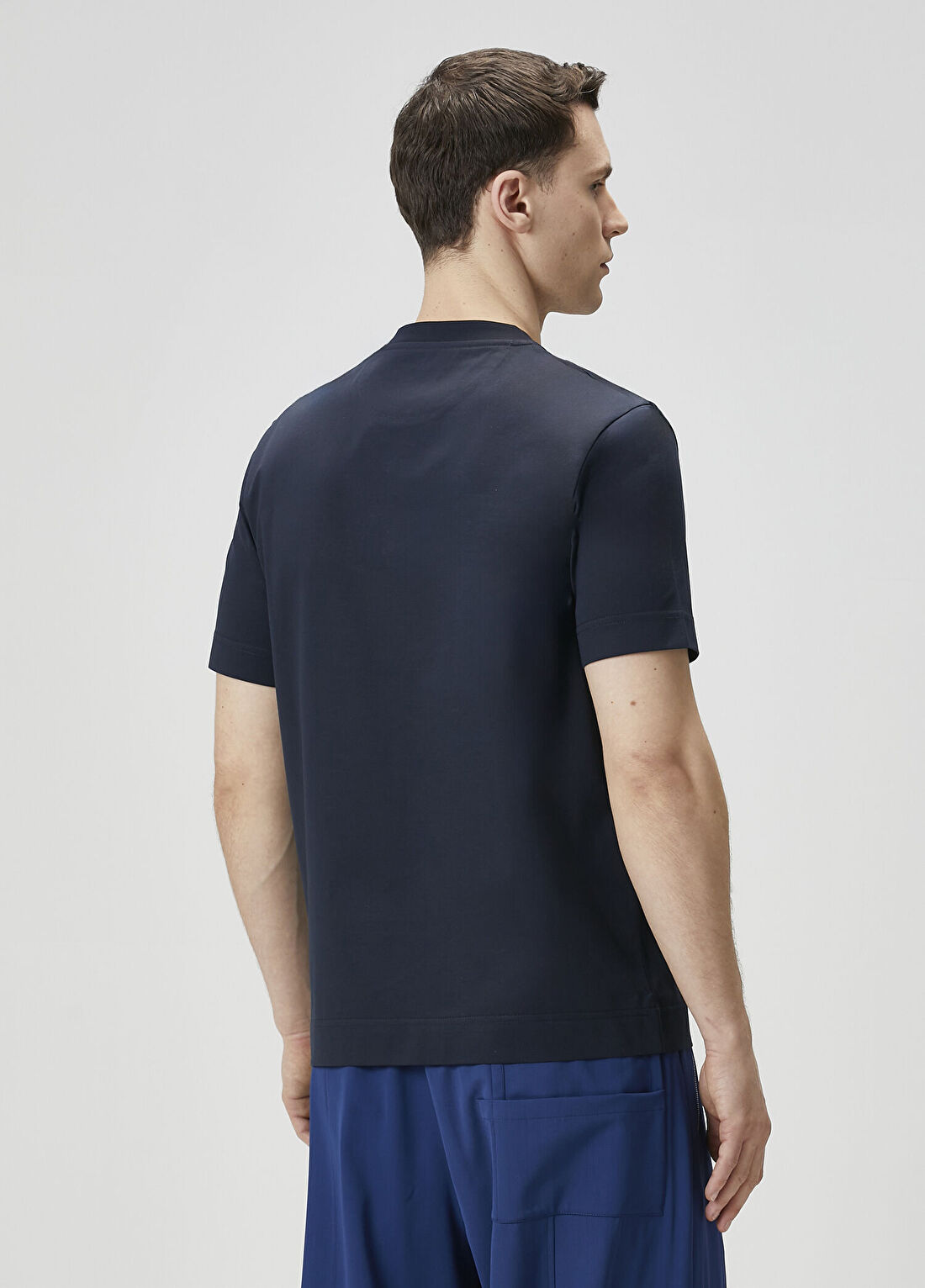 Fendi Lacivert Logo İşlemeli T-shirt görsel 4