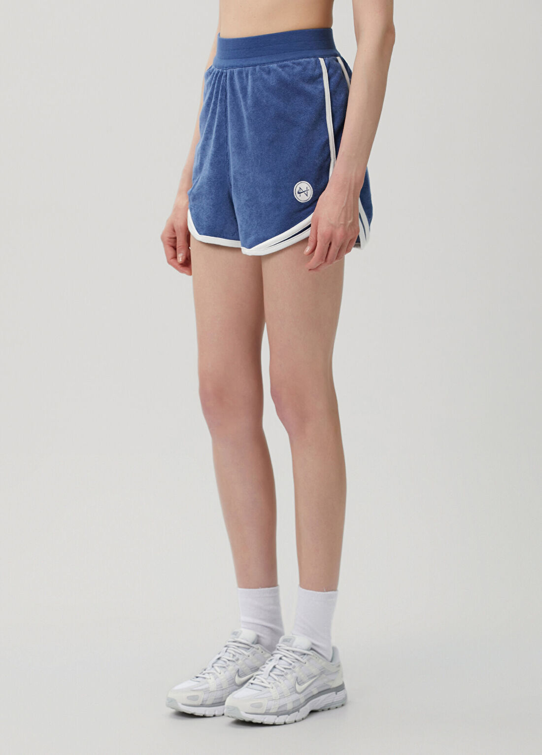 Nike Chill Terry Mavi Şort görsel 3