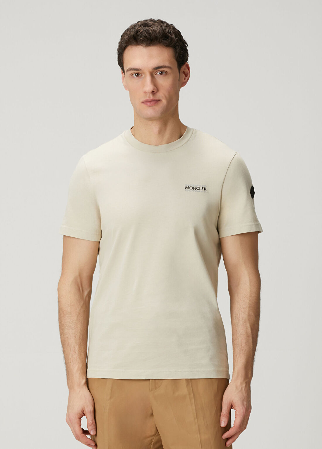 Moncler Bej Logo Detaylı T-shirt