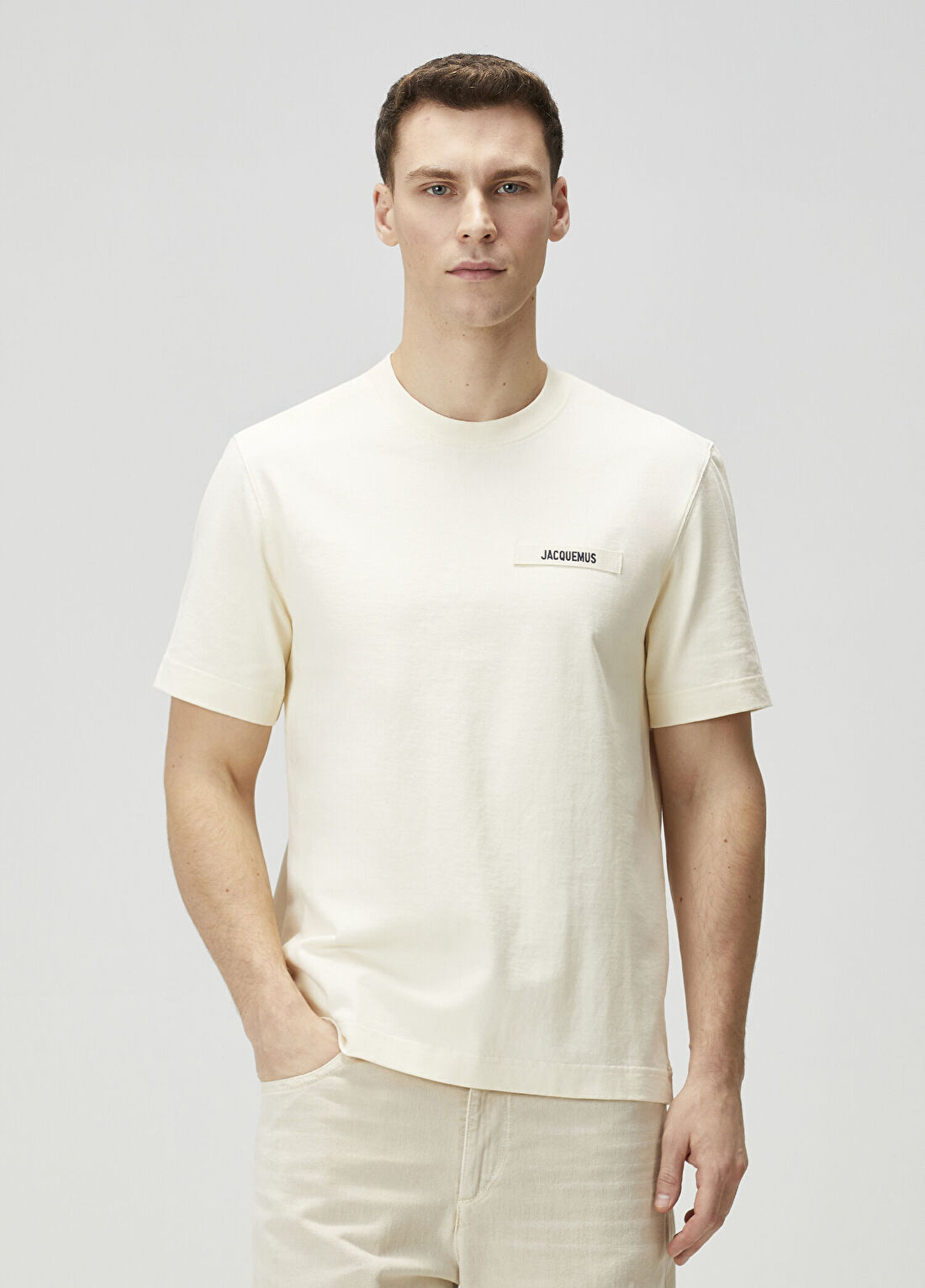 Jacquemus Kırık Beyaz Logo Detaylı T-shirt