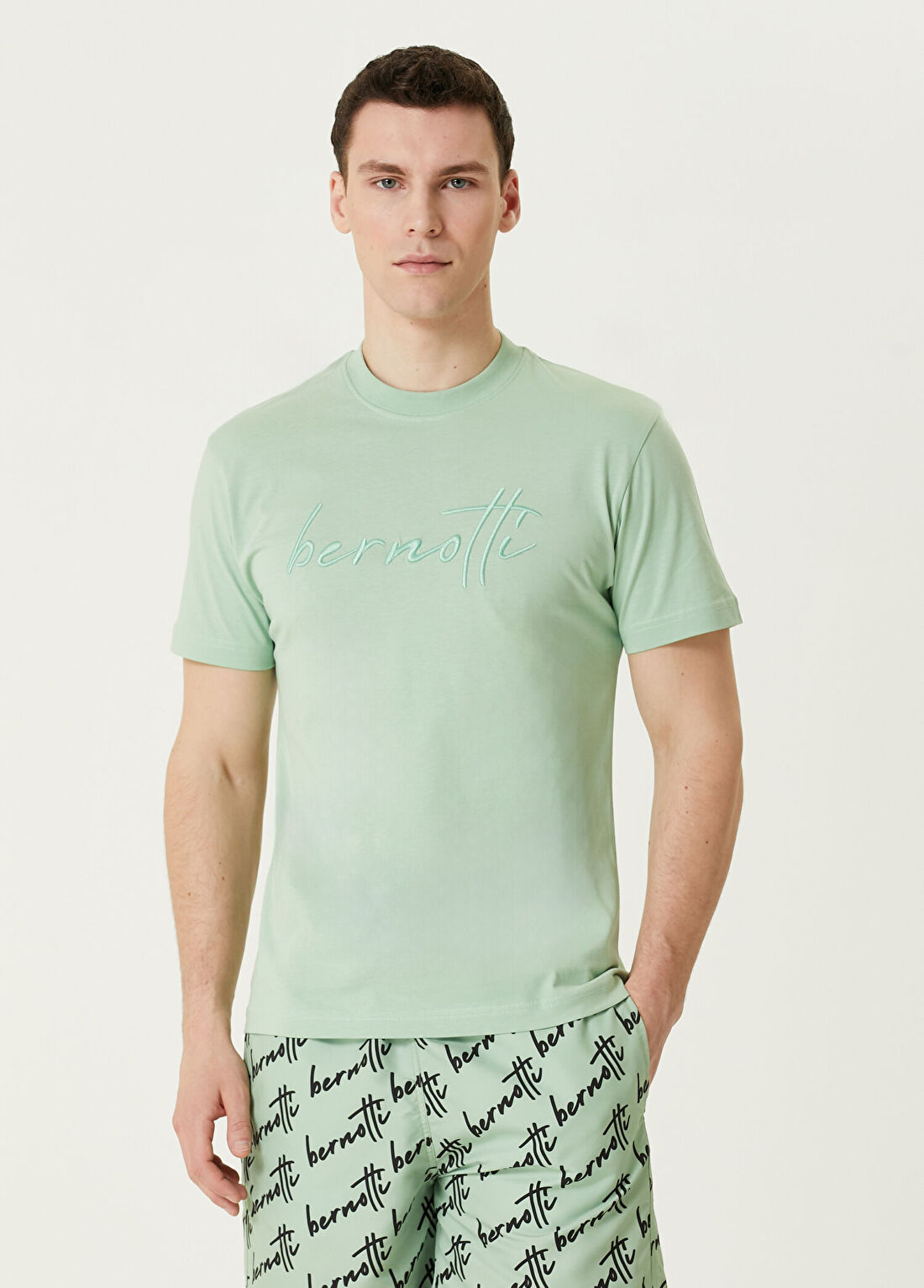 Bernotti Yeşil Logo Nakışlı T-shirt
