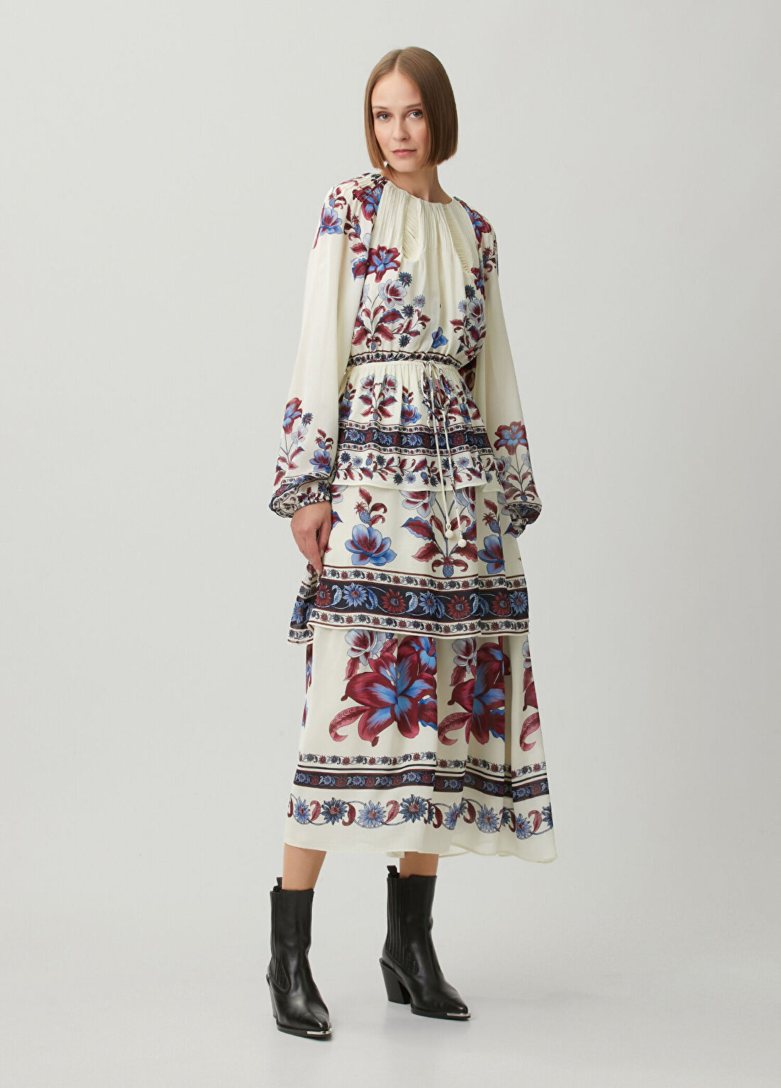 Farm Rio Malu Winter Beyaz Cut-Out Midi Elbise