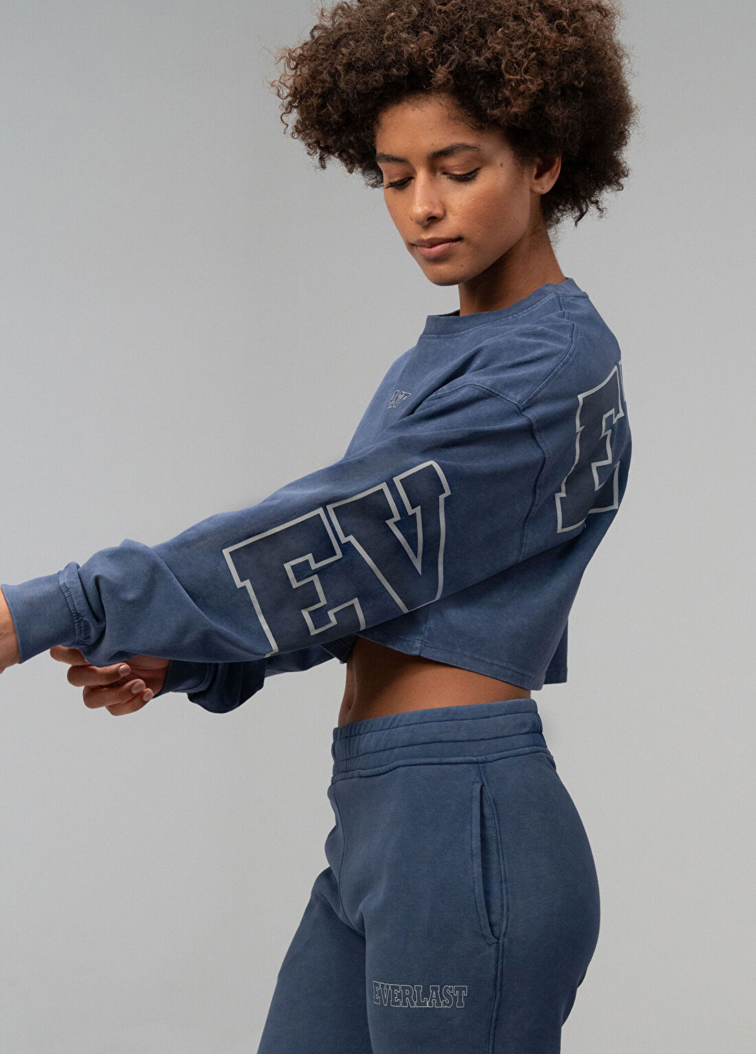 Everlast Giant Logo İndigo Oversize Uzun Kollu Kadın Sweatshirt görsel 3