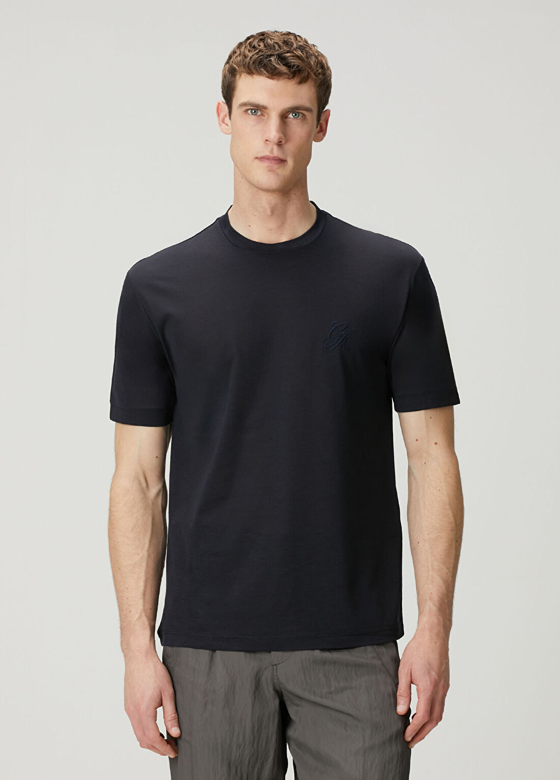 Giorgio Armani Lacivert Logo Nakışlı İpek T-shirt