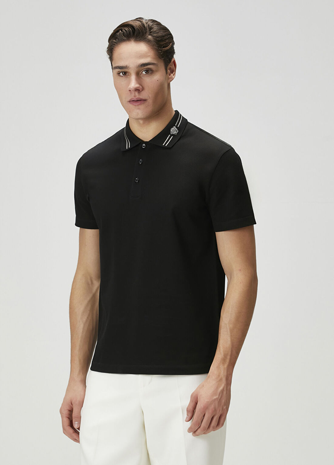 Versace Siyah Medusa Detaylı Polo Yaka T-shirt görsel 3