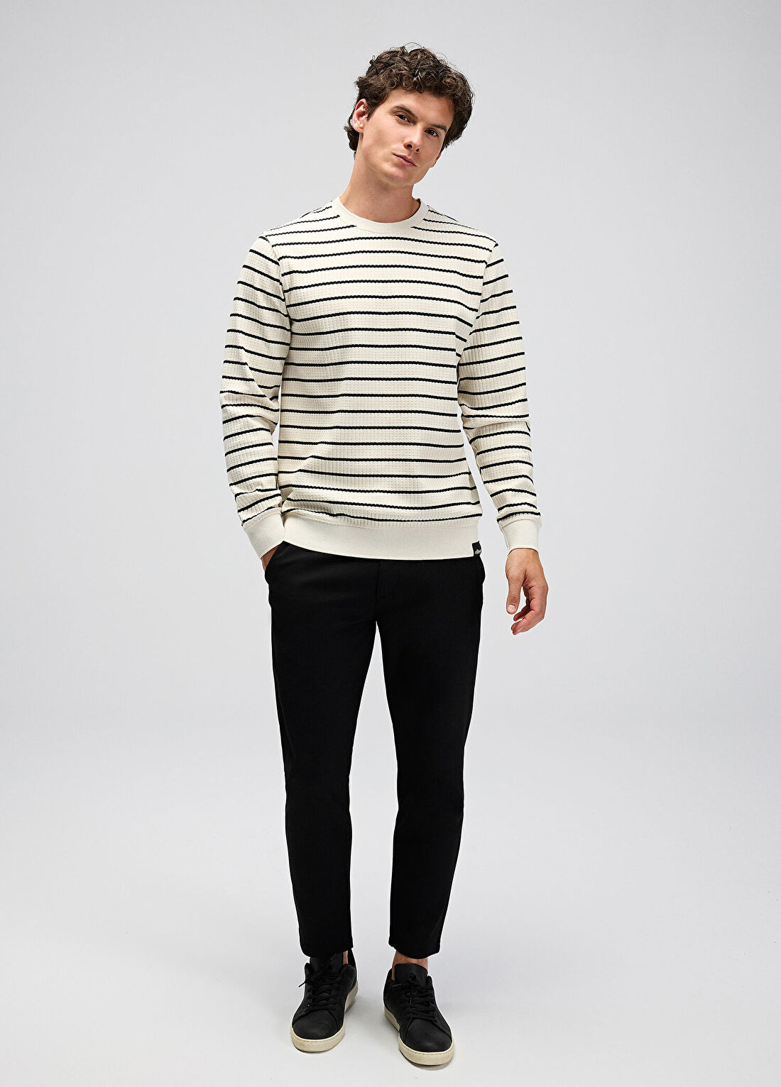 Ellesse Bej Çizgili Erkek Sweatshirt EM591-BG görsel 2