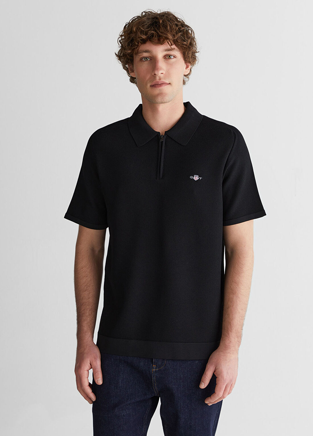 Gant Logolu Siyah Yarım Fermuarlı Regular Fit Kısa Kollu Erkek Triko