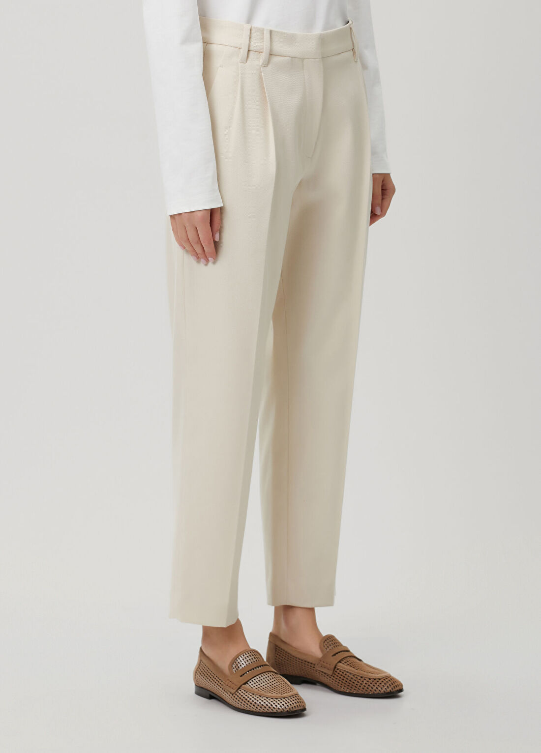 Brunello Cucinelli Ekru Pileli Pantolon görsel 3
