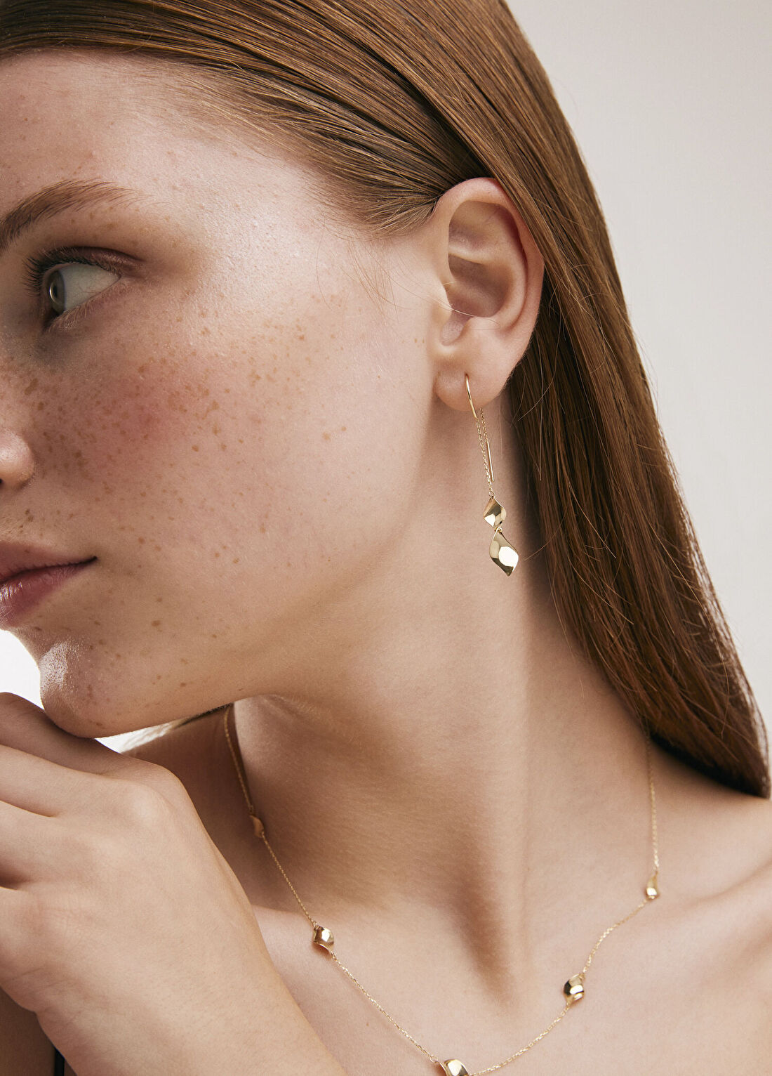 Orena Jewelry Gimlet Dangle 14 Ayar Altın Kadın Küpe görsel 3