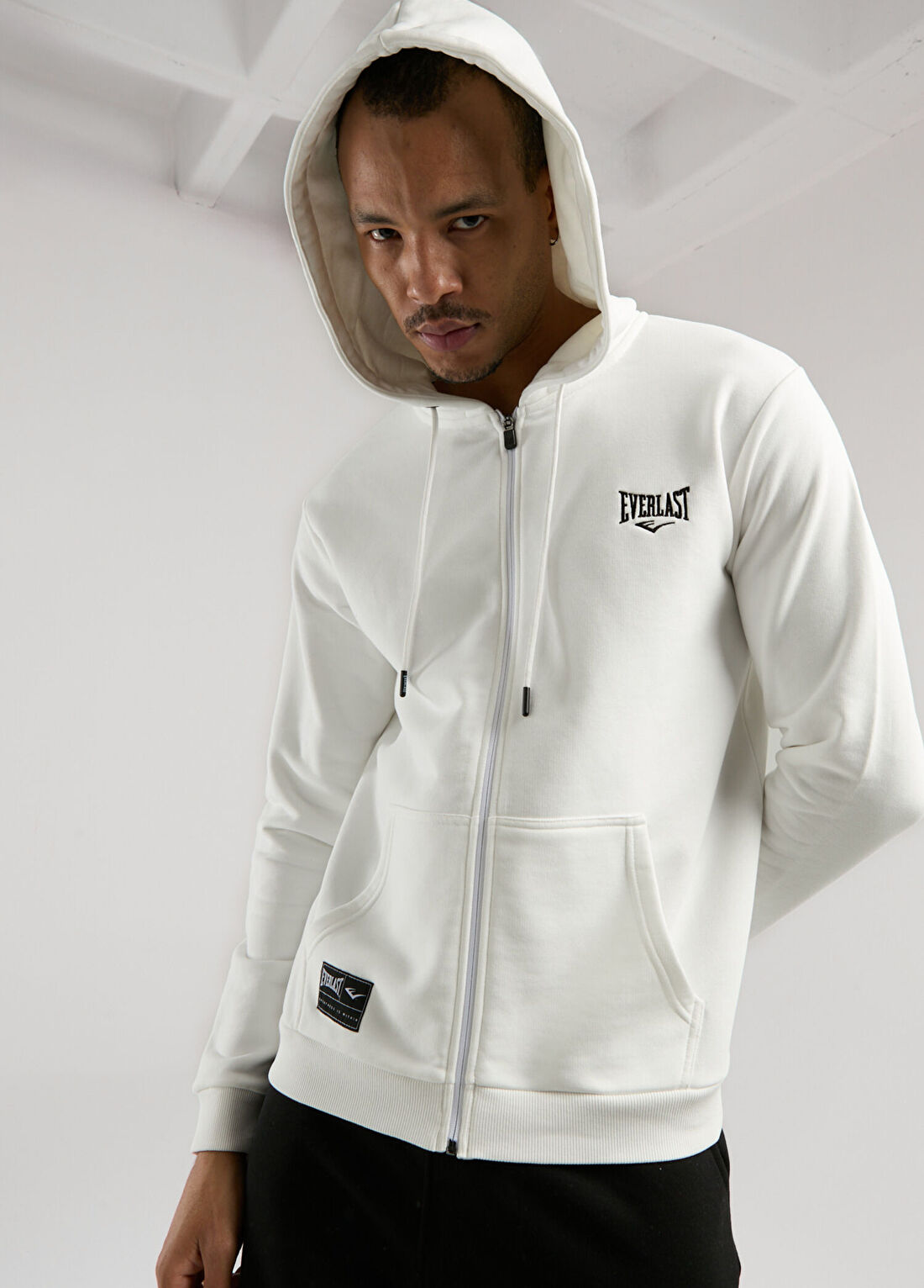 Everlast Ever Essentials Beyaz Kapüşonlu Fermuarlı Regular Fit Erkek Spor Sweatshirt görsel 3