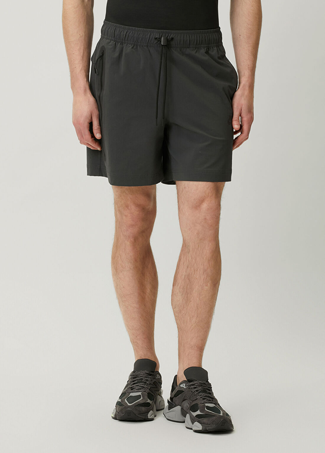 Nike Tech Dri-Fit Antrasit Şort görsel 2