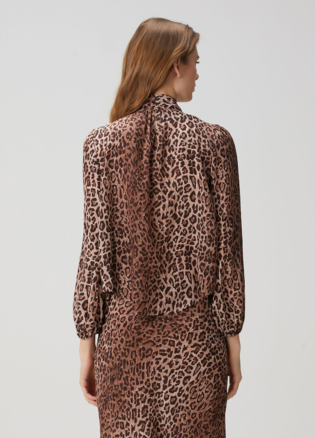 Rixo Moss Leopar Desenli İpek Bluz görsel 4