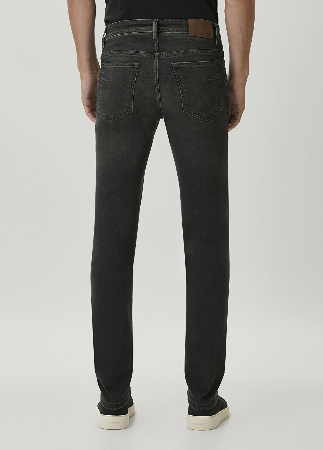 Corneliani Koyu Gri Jean Pantolon görsel 3