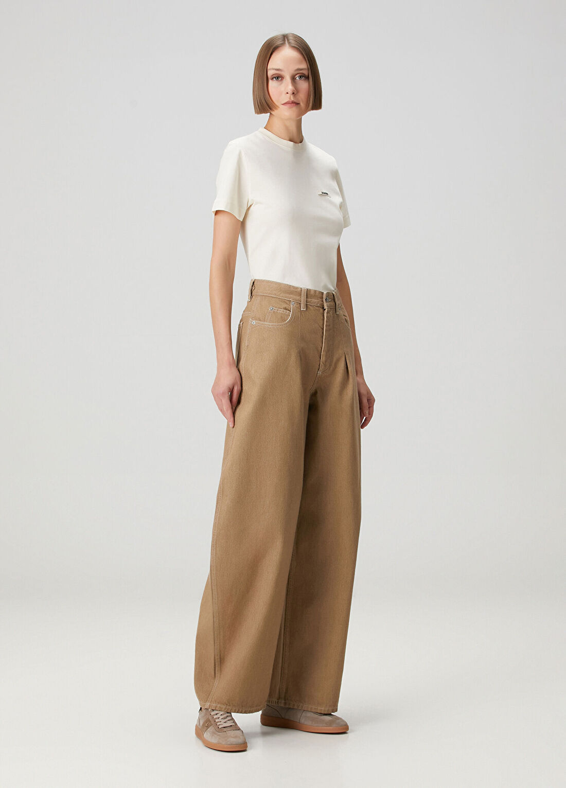 Jacquemus Açık Bej T-shirt görsel 2