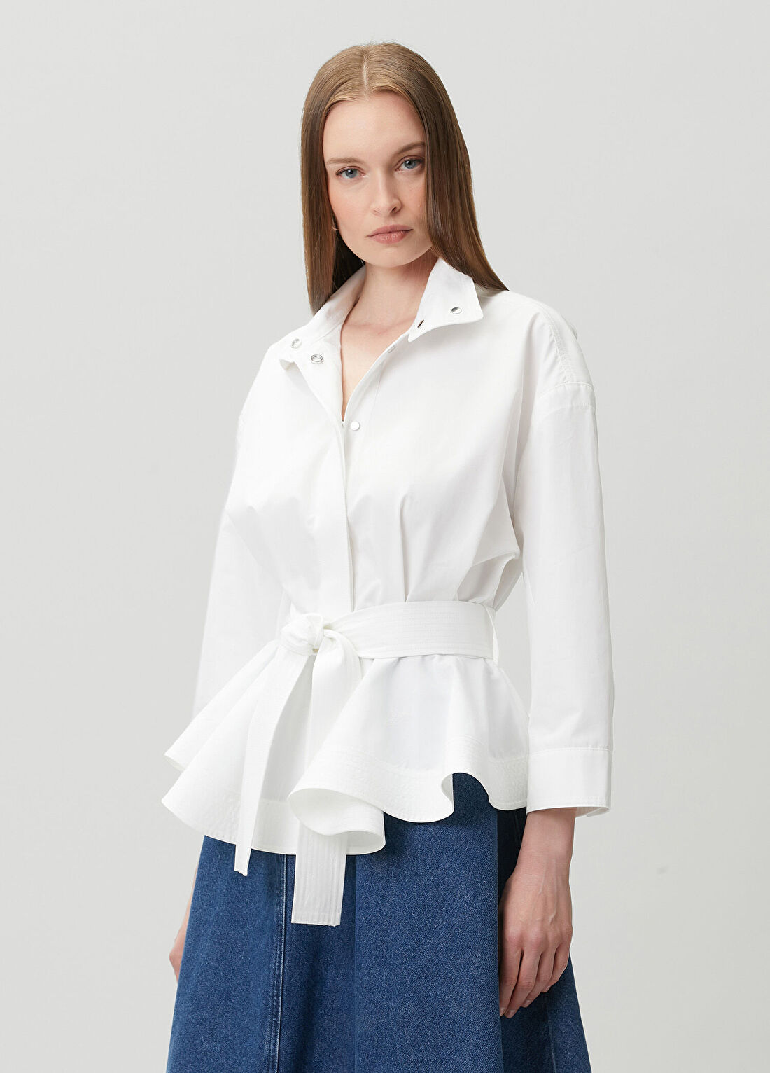 Jacquemus Beyaz Peplum Detaylı Gömlek görsel 3