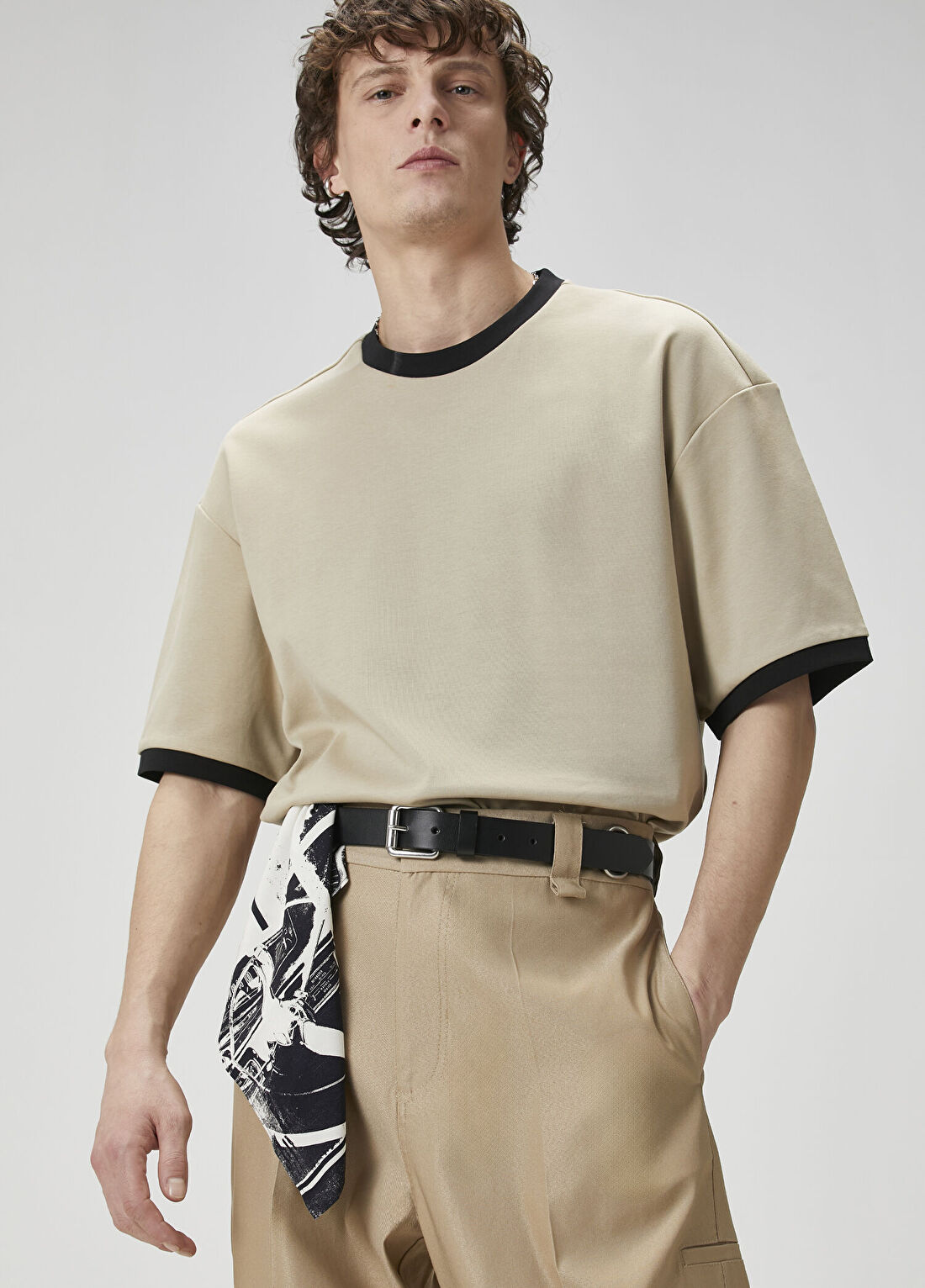 Academia Camel T-shirt